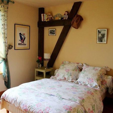 Bed and Breakfast Chez Claire Chamborand Exterior foto