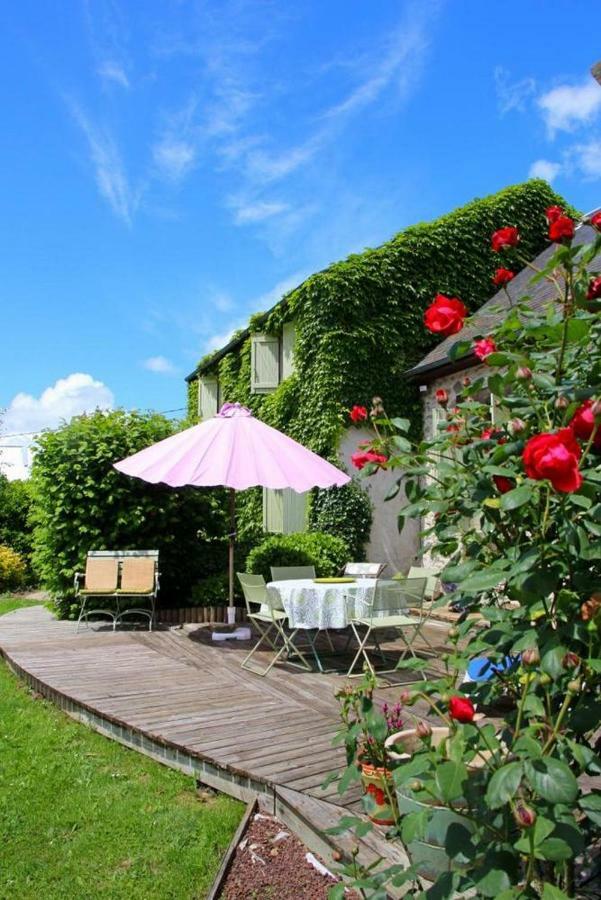 Bed and Breakfast Chez Claire Chamborand Exterior foto